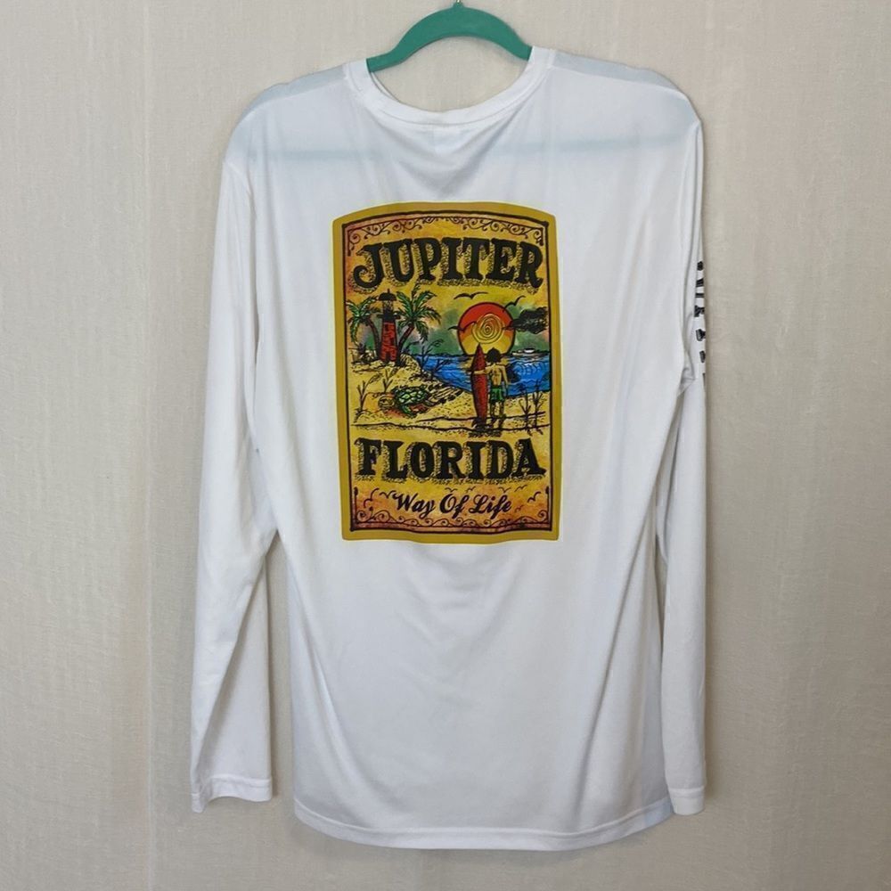 Sport Tex sport fishing shirt with graphic design Size L NWOT